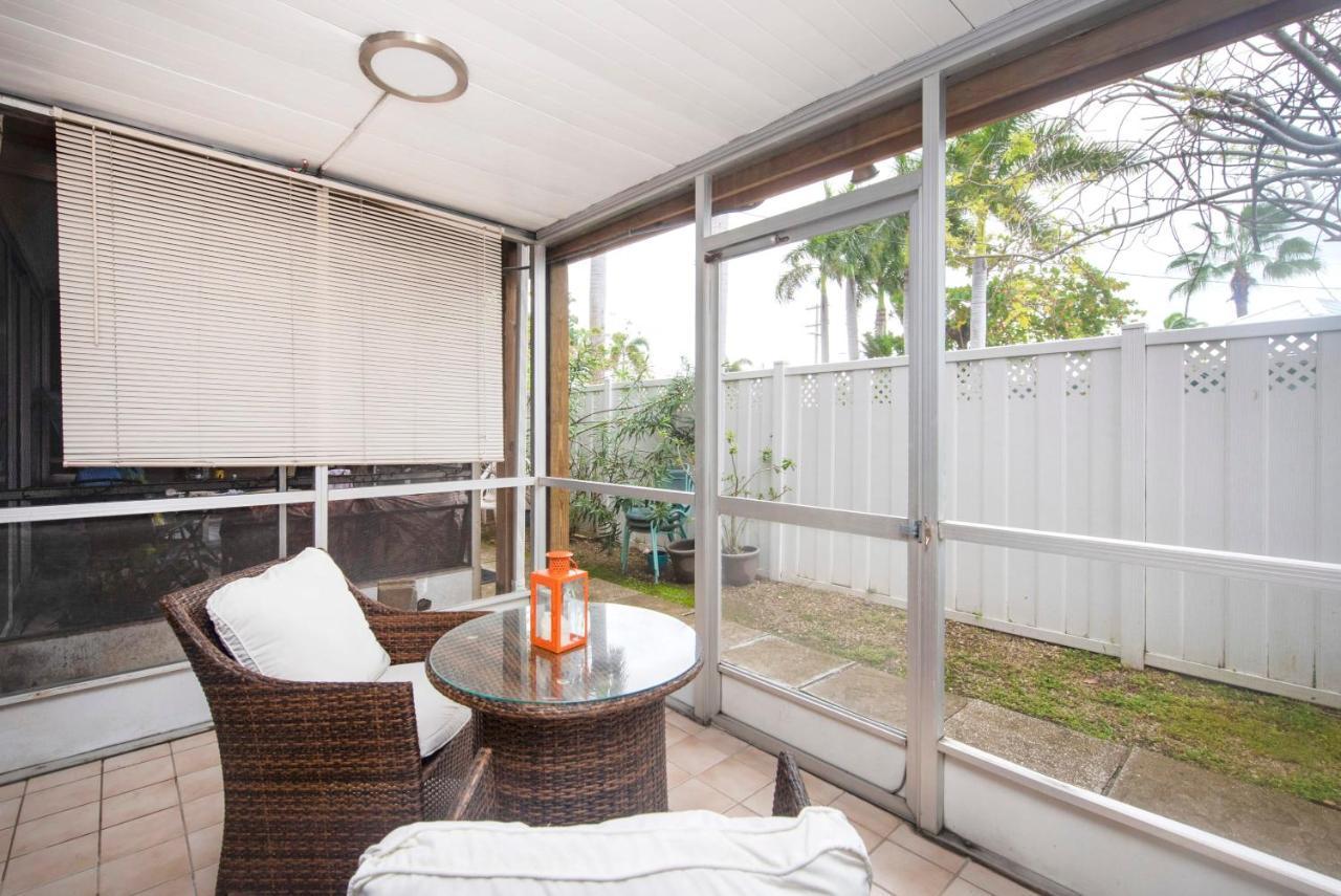 Beach Living At Island Pine Villas Blse George Town Exterior photo